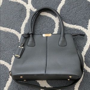 B&E Life medium sized gray and gold handbag